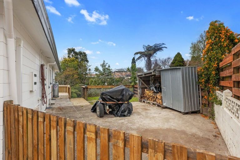 Photo of property in 12 Mountbatten Place, Te Puke, 3119