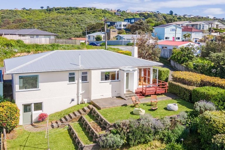 Photo of property in 73 View Road, Houghton Bay, Wellington, 6023
