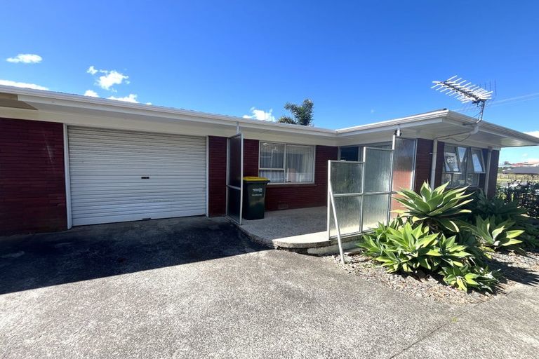 Photo of property in 1/85 Harris Street, Pukekohe, 2120