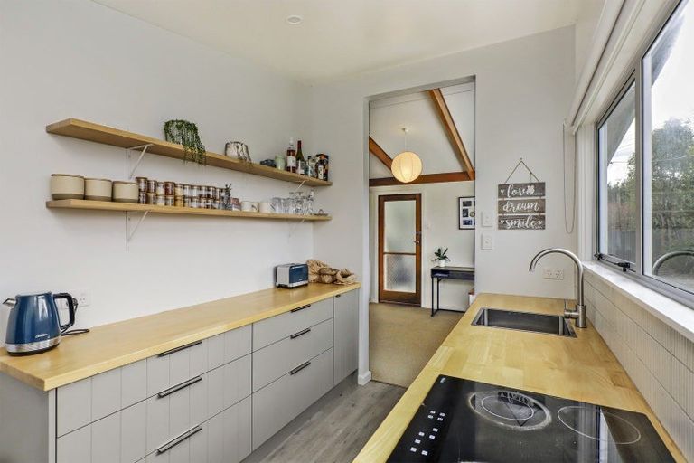 Photo of property in 92 Tollemache Road East, Longlands, Hastings, 4122