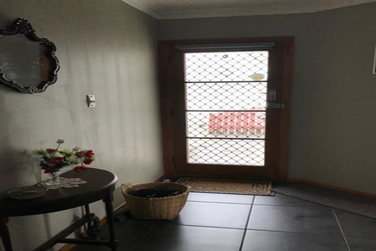 Photo of property in 24 Elizabeth Street, Levin, 5510