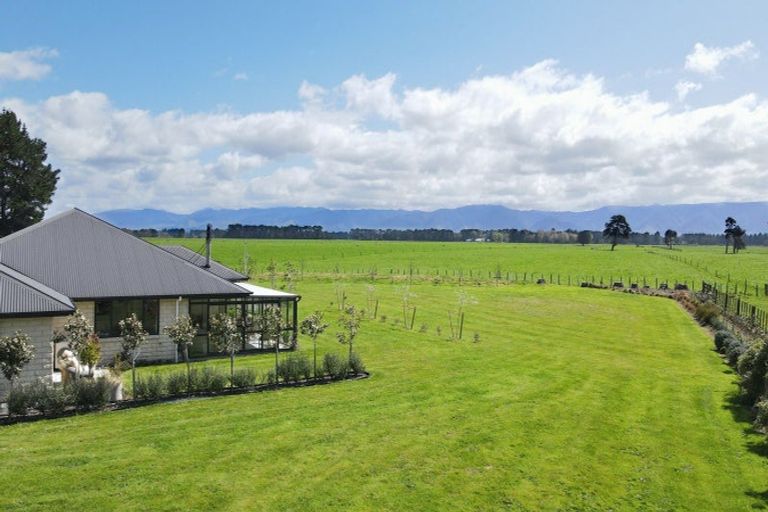 Photo of property in 64 Totaramahonga Road, Dannevirke, 4972
