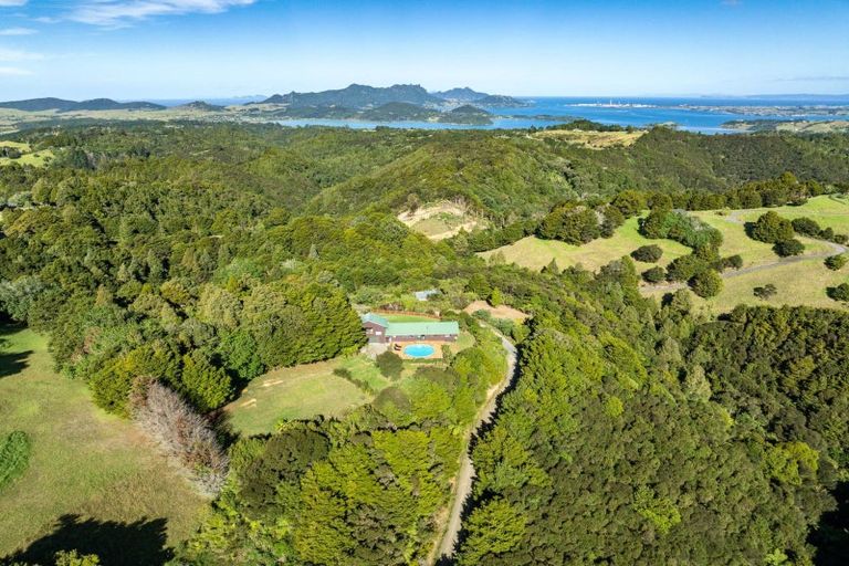 Photo of property in 22 Kohinui Heights Rise, Parua Bay, 0192