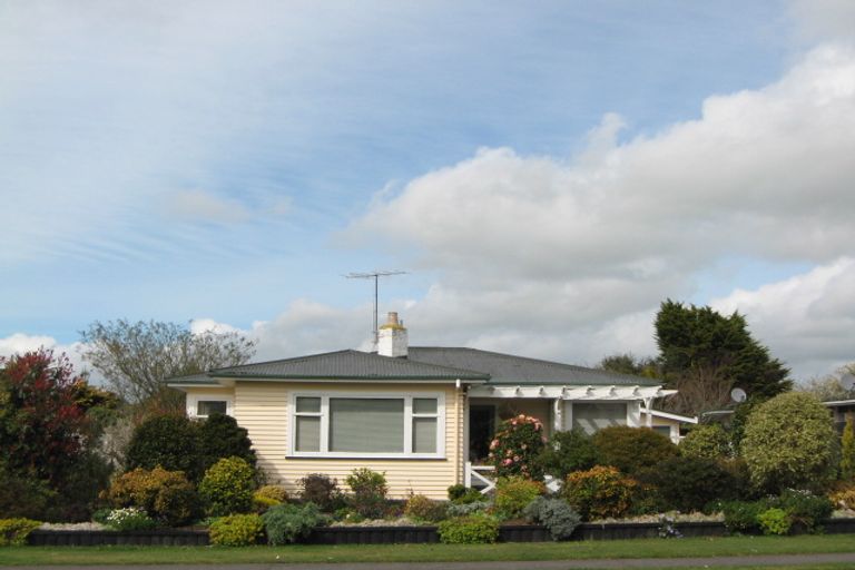 Photo of property in 51 Celia Street, Stratford, 4332