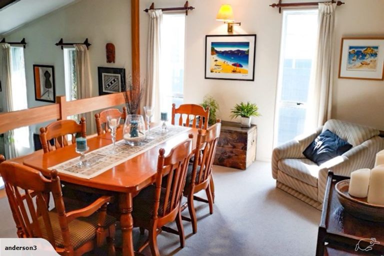 Photo of property in 19 Hillcrest Drive, Kelvin Grove, Palmerston North, 4414