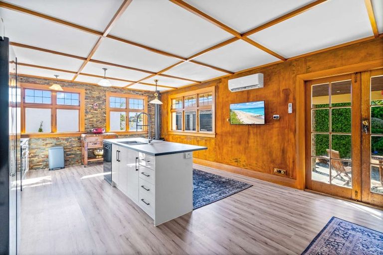 Photo of property in 62 Grange Street, Winton, 9720