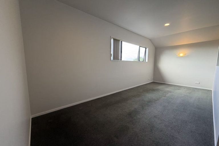 Photo of property in 133a Redoubt Road, Goodwood Heights, Auckland, 2105