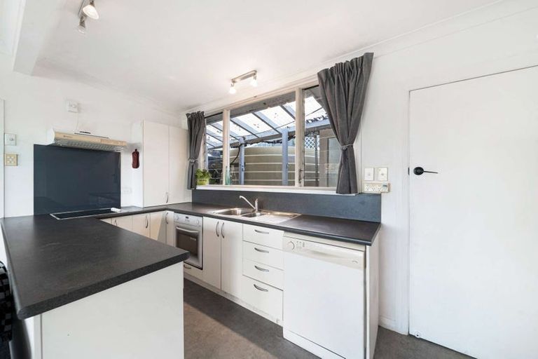 Photo of property in 1400 Taieri Mouth Road, Taieri Mouth, Brighton, 9091