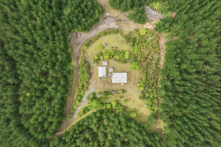 Photo of property in 112 Hikuai School Road, Hikuai, 3579