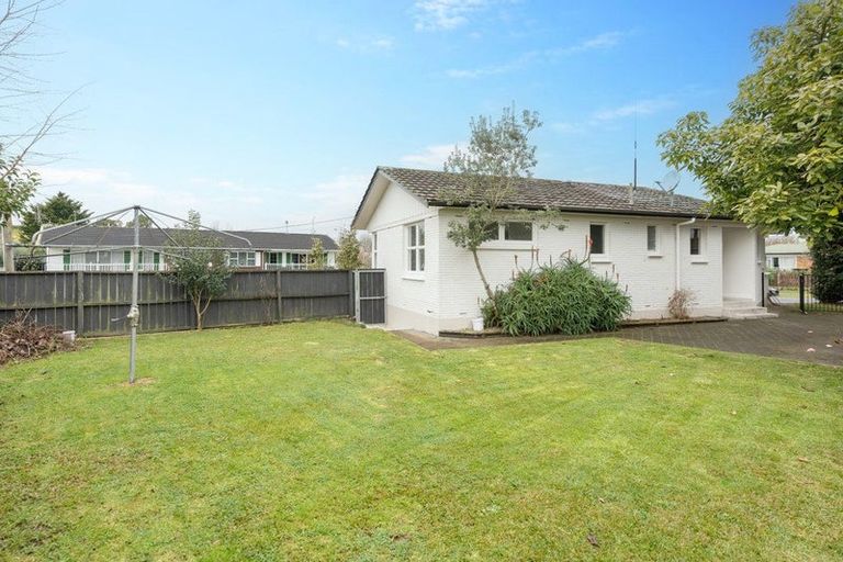 Photo of property in 1 Jennifer Place, Chartwell, Hamilton, 3210