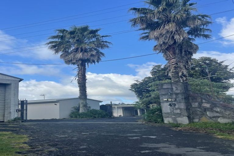 Photo of property in 49 Tawa Road, Kumeu, 0891