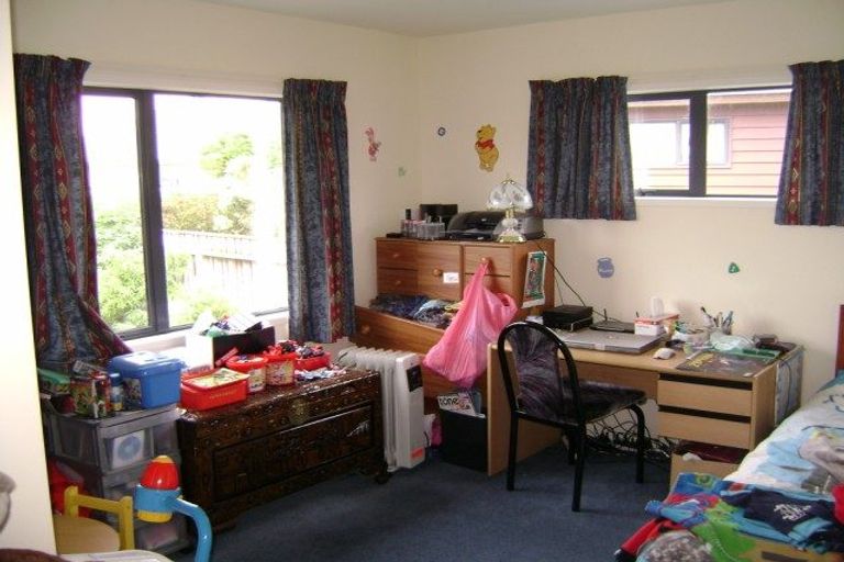 Photo of property in 7 Landsdowne Terrace, Karori, Wellington, 6012