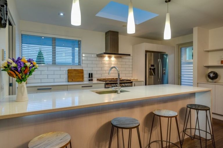 Photo of property in 33 Reginald Street, Burwood, Christchurch, 8083