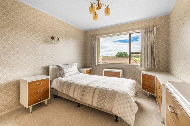 Photo of property in 1/34 Majesty Place, Half Moon Bay, Auckland, 2012