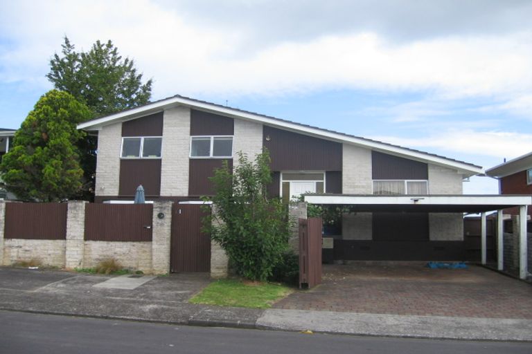 Photo of property in 10 Mcbreen Avenue, Northcote, Auckland, 0627