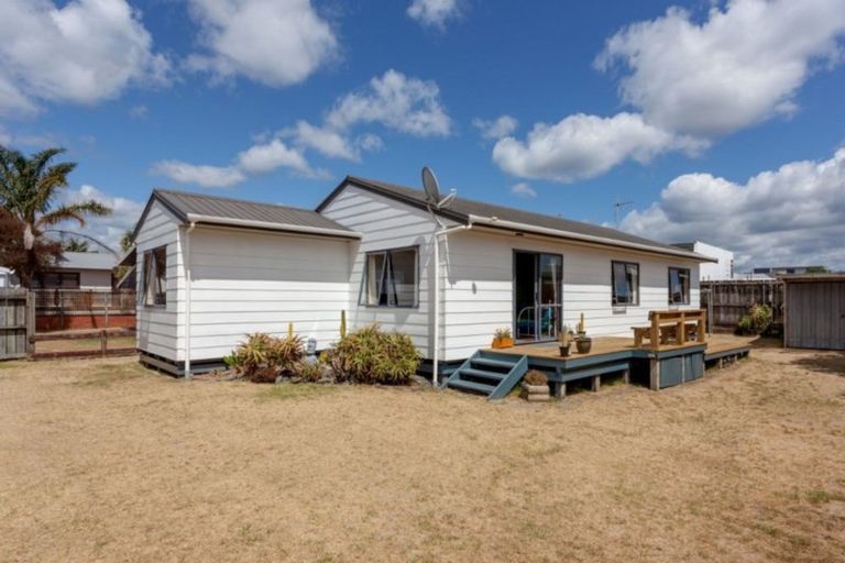 Photo of property in 129b Barbara Avenue, Whangamata, 3620