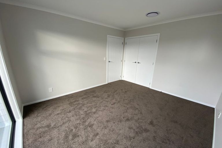 Photo of property in 23 Koreke Close, Kenepuru, Porirua, 5022