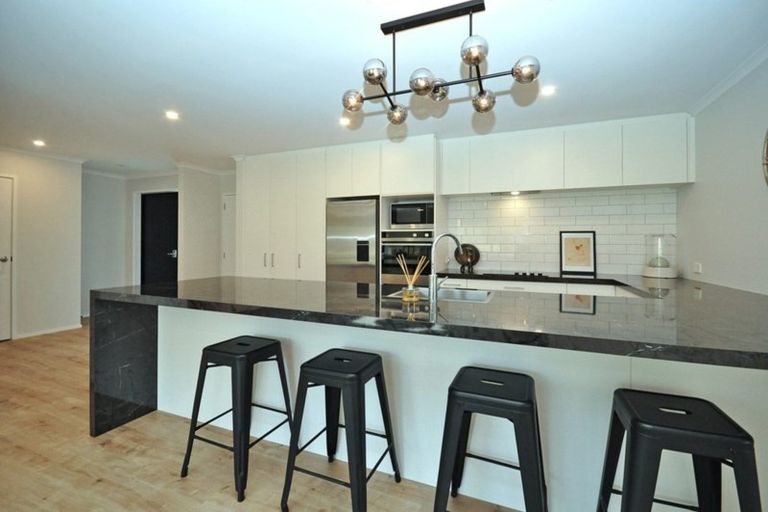 Photo of property in 11 Riverboat Lane, Helensville, 0800