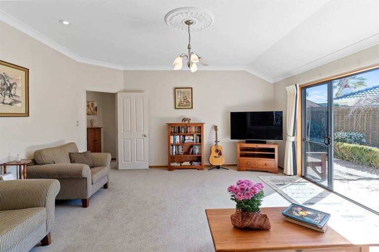 Photo of property in 27 Seychelles Drive, Papamoa Beach, Papamoa, 3118