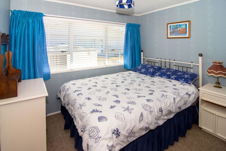 Photo of property in 14 Fraser Street, Masterton, 5810