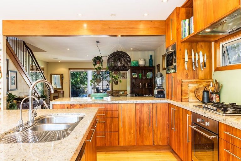Photo of property in 69 Oceanview Road, Mount Maunganui, 3116