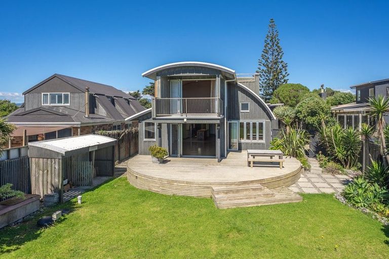 Photo of property in 13 Rodney Avenue, Te Horo Beach, Otaki, 5581