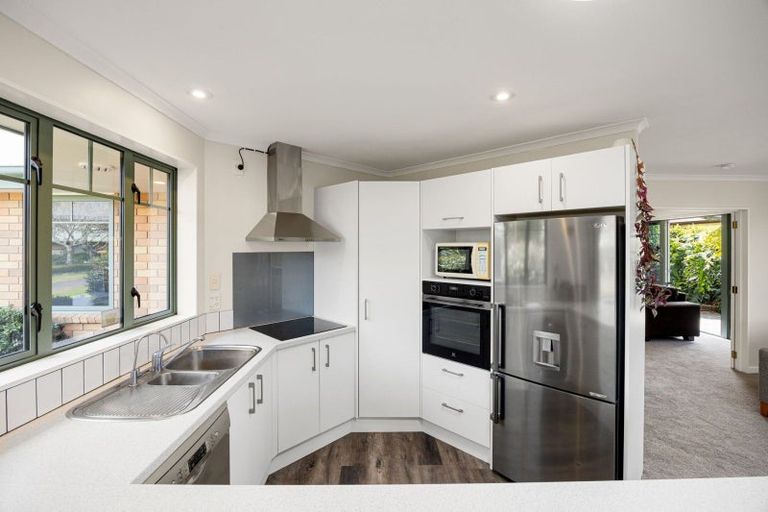 Photo of property in 4 Stanfield Court, Rototuna, Hamilton, 3210