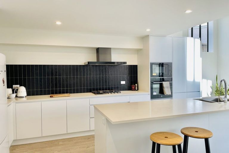 Photo of property in 7 Hastings Street, Hobsonville, Auckland, 0616