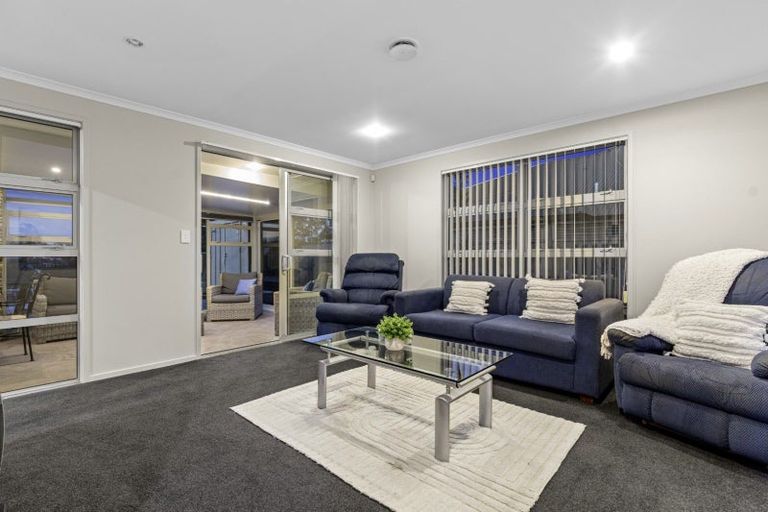 Photo of property in 162 Lakes Boulevard, Pyes Pa, Tauranga, 3112