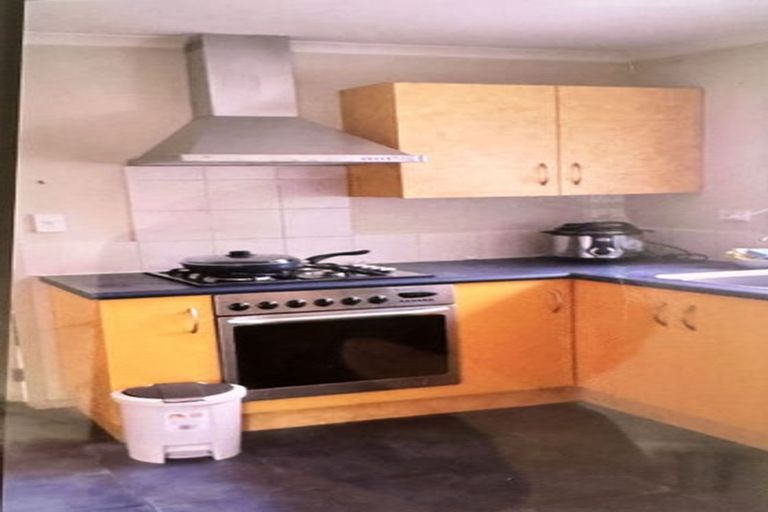 Photo of property in 29 Secoia Crescent, Mangere, Auckland, 2022