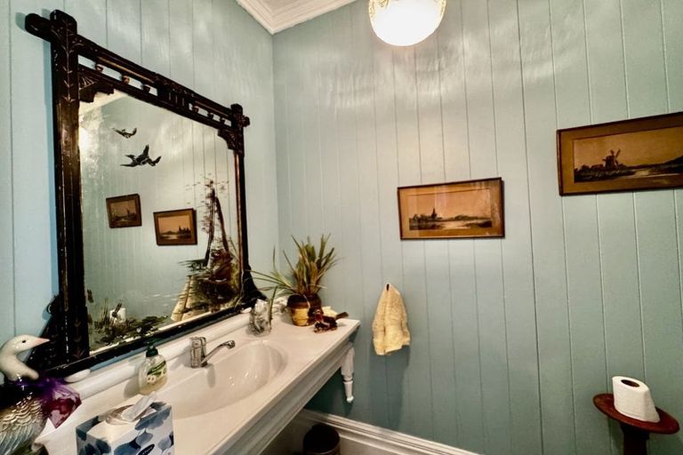 Photo of property in 51 Winters Road, Redwood, Christchurch, 8051