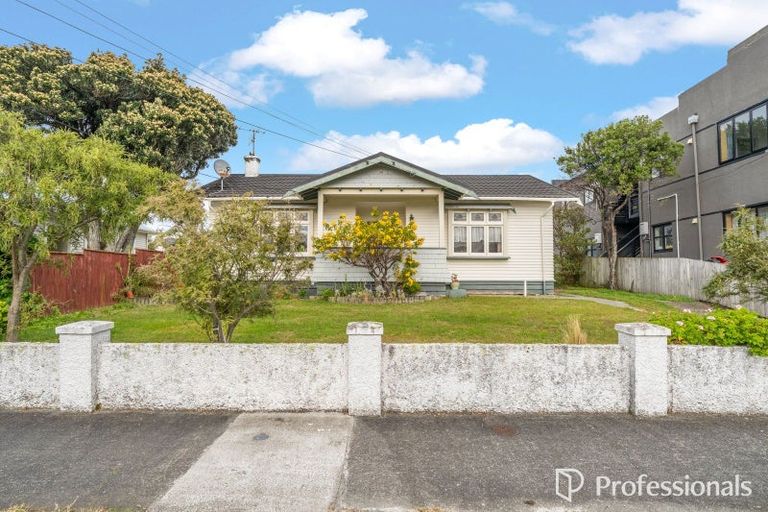 Photo of property in 4 Emerson Street, Petone, Lower Hutt, 5012