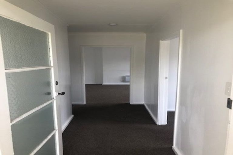 Photo of property in 7 Kotuku Street, Te Atatu Peninsula, Auckland, 0610