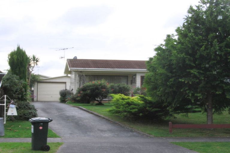 Photo of property in 25 Matai Street, Waikanae, 5036