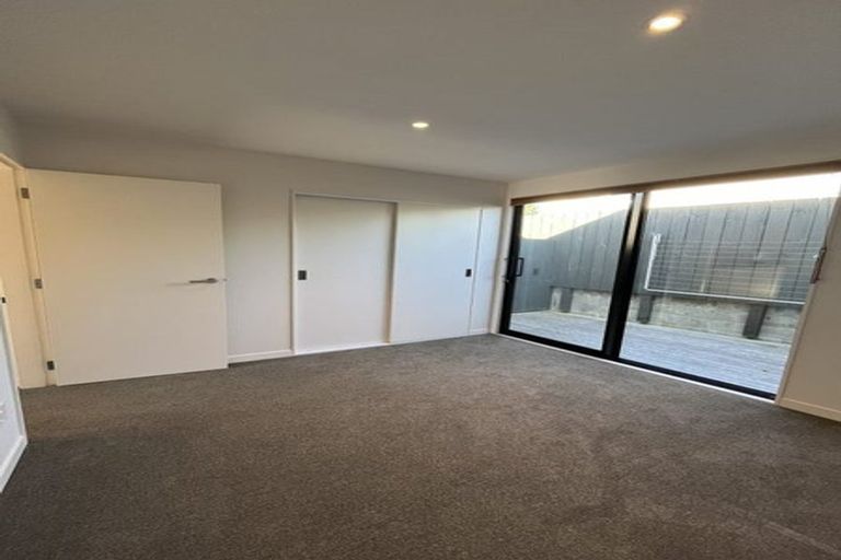 Photo of property in 17/6u Oswald Crescent, Paparangi, Wellington, 6037