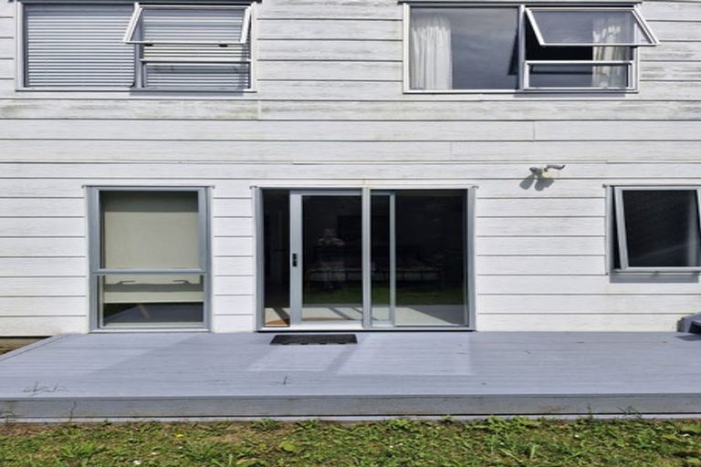 Photo of property in 1/25 Mahara Avenue, Birkenhead, Auckland, 0626