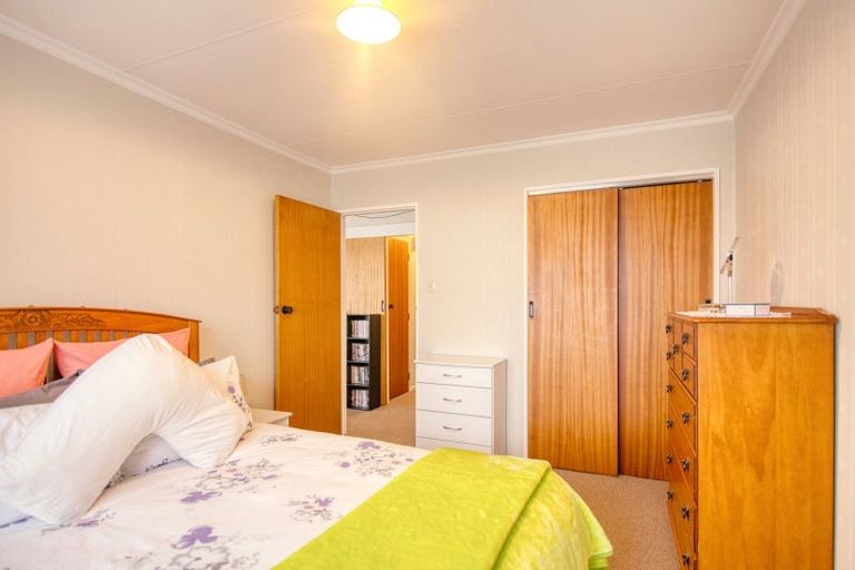 Photo of property in 5/290 Ruahine Street, Terrace End, Palmerston North, 4410