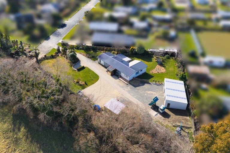 Photo of property in 12 Achray Street, Waiau, 7332
