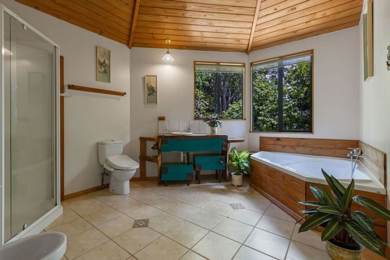 Photo of property in 32 Abergeldie Way, Cambridge, 3434