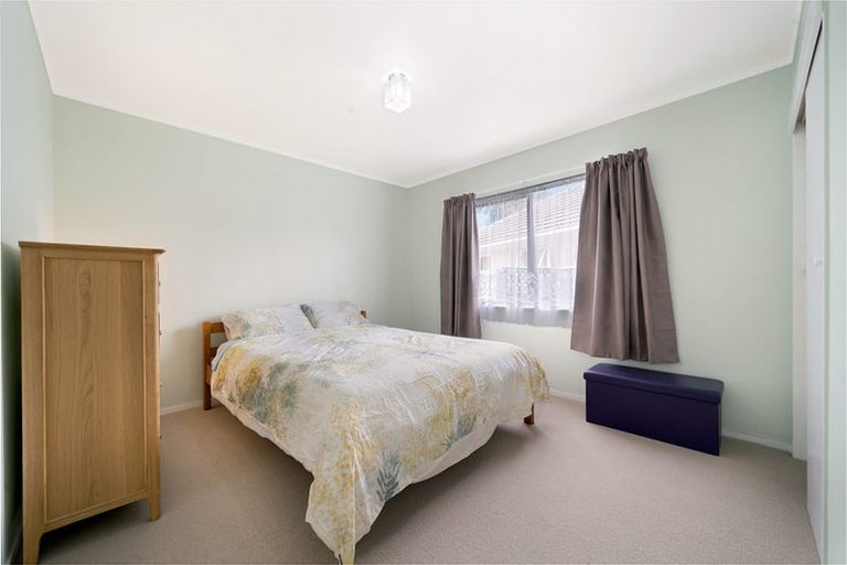 Photo of property in 1/23 Mickle Street, Te Atatu South, Auckland, 0610