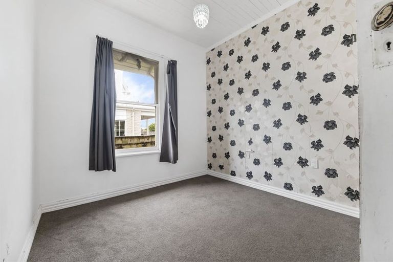 Photo of property in 278 South Road, Hawera, 4610