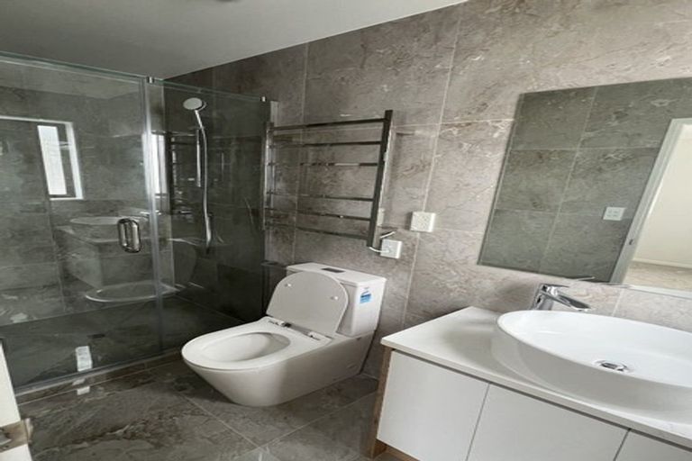 Photo of property in 35a Ksenia Drive, Flat Bush, Auckland, 2019