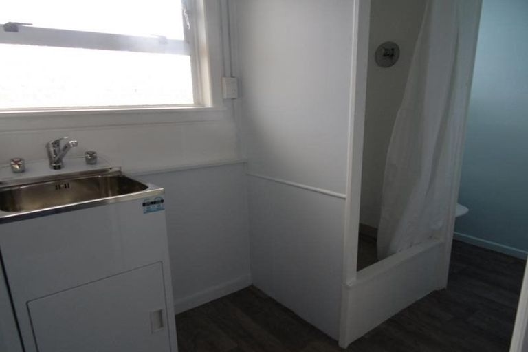 Photo of property in 1/124 Kolmar Road, Papatoetoe, Auckland, 2025