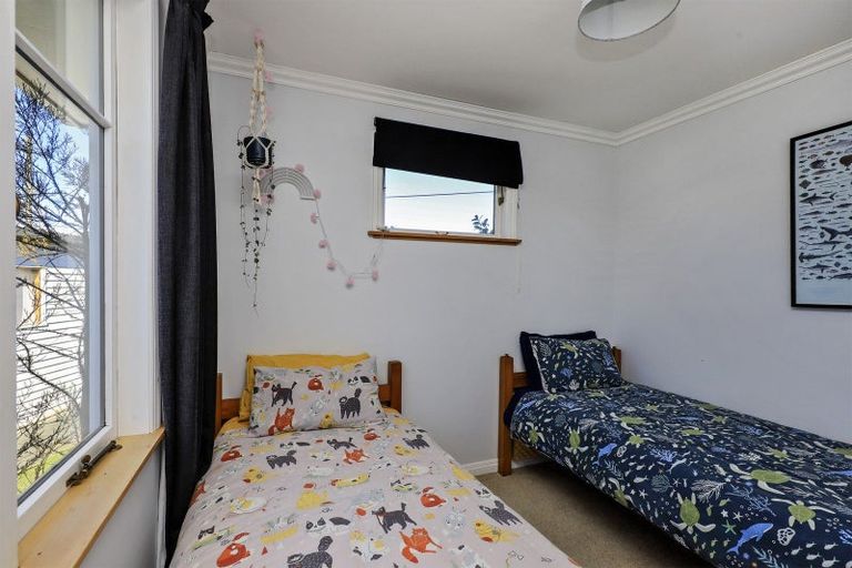Photo of property in 33 Neeve Road, Taradale, Napier, 4112