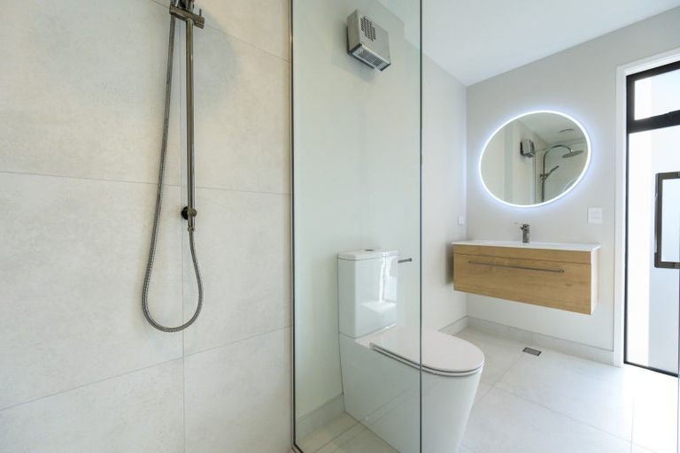 Photo of property in 2 Hill Tops Way, Stoke, Nelson, 7011