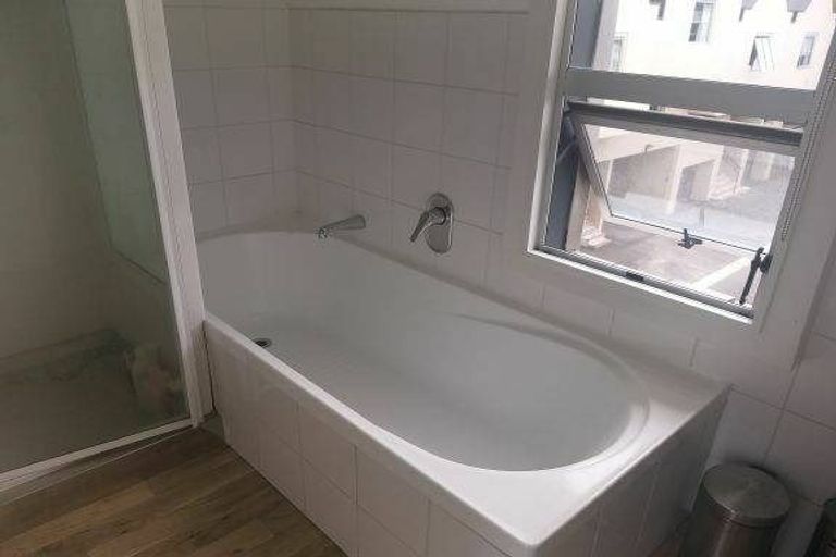 Photo of property in 44e Chester Street West, Christchurch Central, Christchurch, 8013