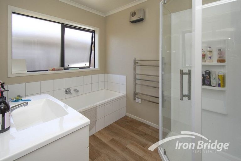 Photo of property in 41 Lewis Crescent, Rolleston, 7614