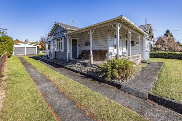 Photo of property in 44 Pitt Street, Raetihi, 4632