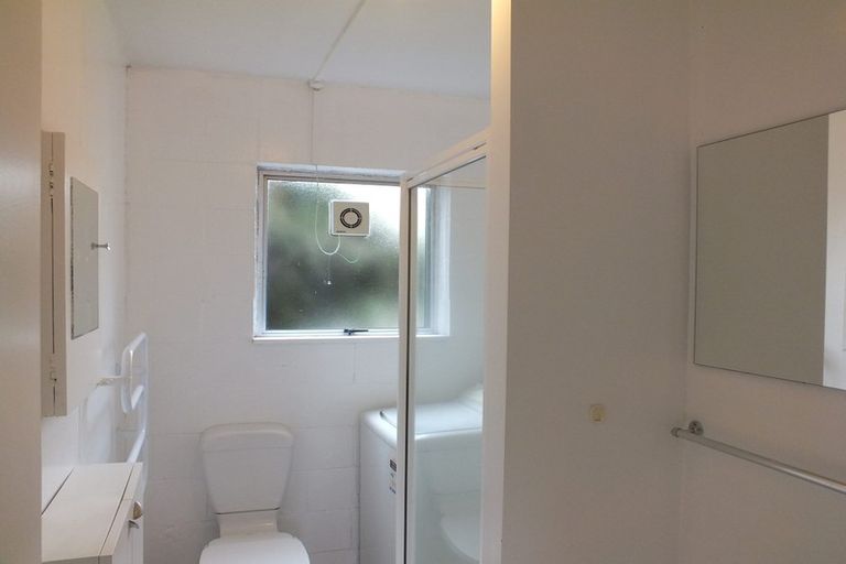 Photo of property in 5/7 Brockworth Place, Riccarton, Christchurch, 8011