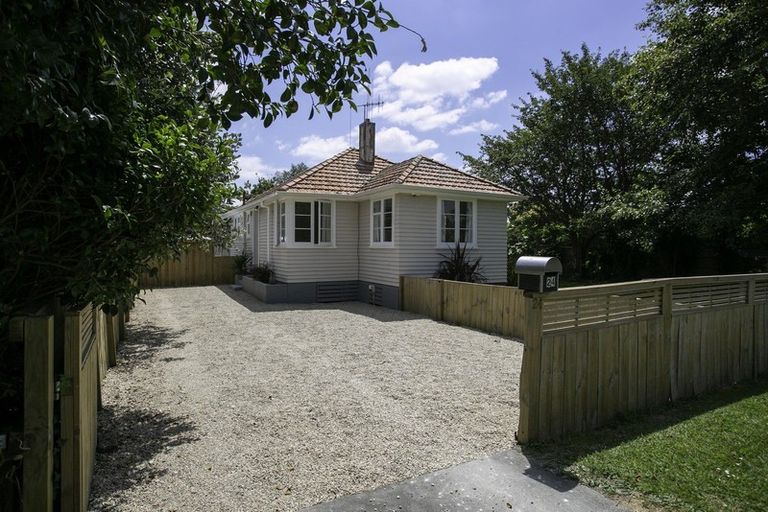 Photo of property in 24 Robinson Street, Cambridge, 3434